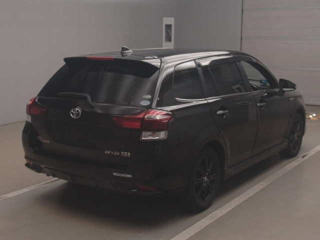 TOYOTA COROLLA FIELDER 2016