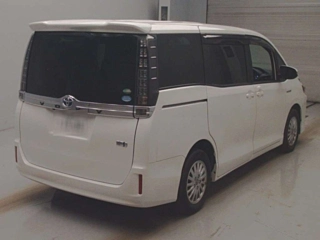 TOYOTA VOXY 2015