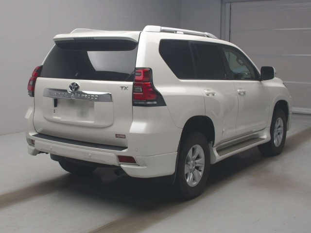 TOYOTA LAND CRUISER PRADO 2021