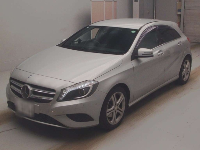 MERCEDES BENZ A CLASS 2015