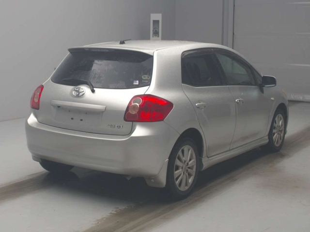 TOYOTA AURIS 2008