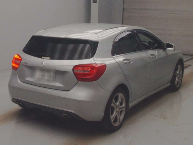 MERCEDES BENZ A CLASS 2015