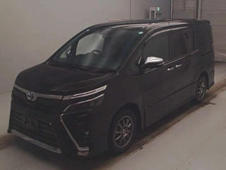 TOYOTA VOXY 2021