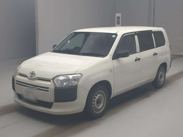 TOYOTA SUCCEED 2020