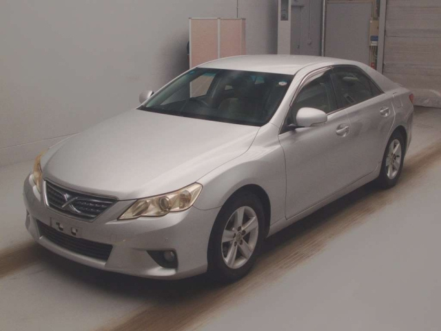 TOYOTA MARK X 2010