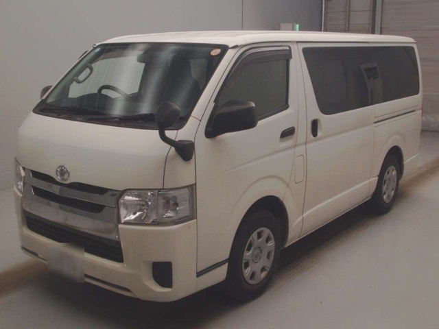 TOYOTA REGIUS ACE VAN 2017