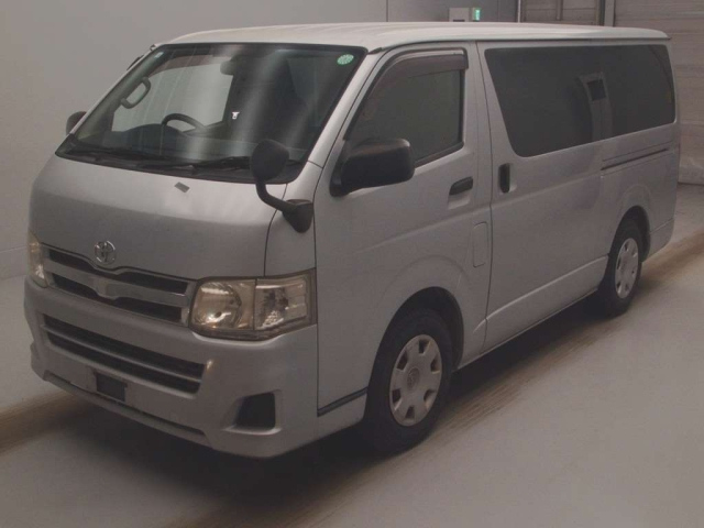 TOYOTA REGIUS ACE VAN 2012