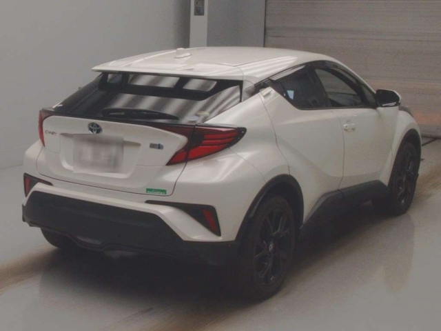 TOYOTA C-HR 2021