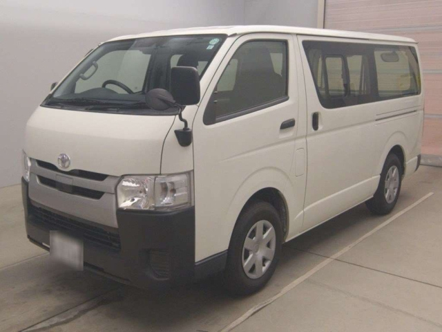 TOYOTA REGIUS ACE VAN 2019