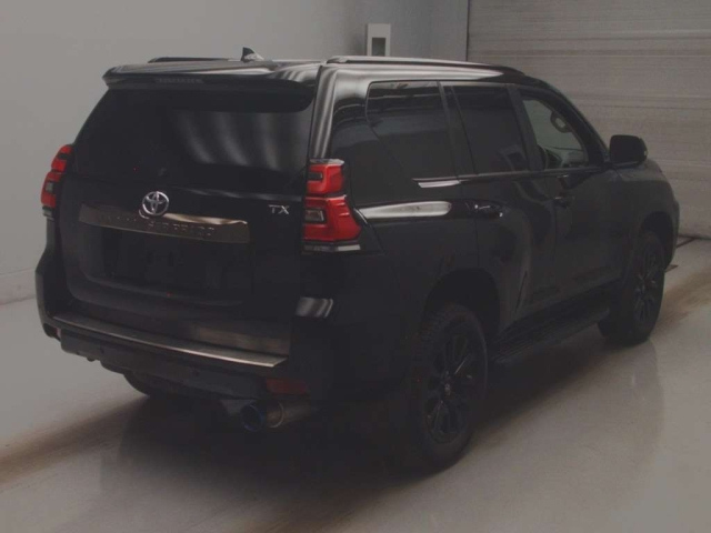 TOYOTA LAND CRUISER PRADO 2021