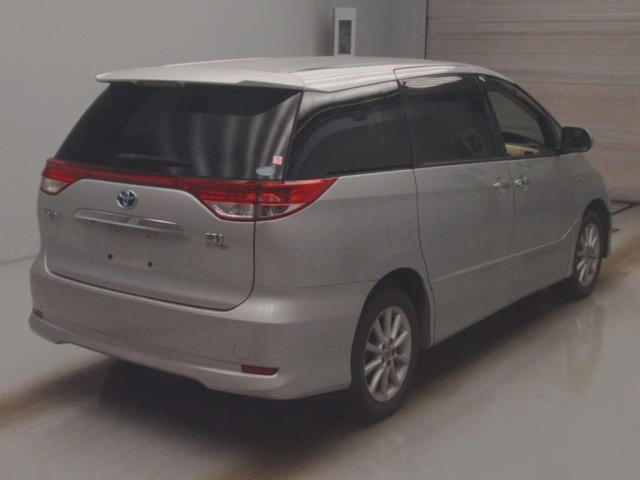 TOYOTA ESTIMA HYBRID 2013