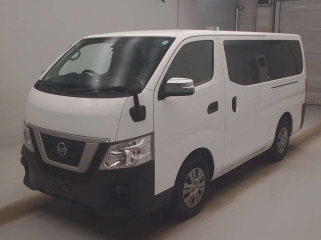 NISSAN CARAVAN 2020