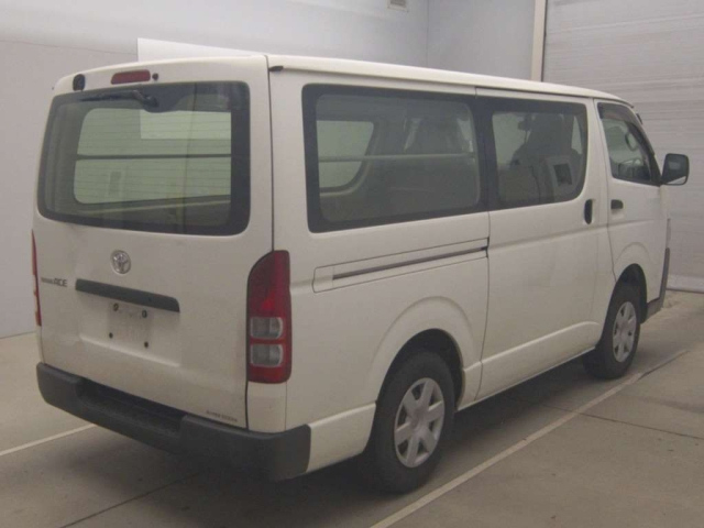 TOYOTA REGIUS ACE VAN 2017