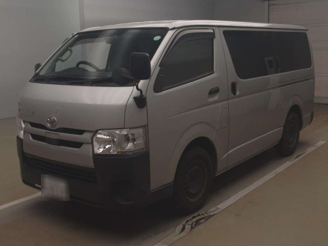 TOYOTA REGIUS ACE VAN 2018