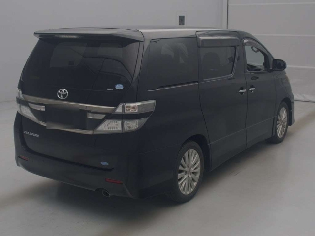 TOYOTA VELLFIRE 2011