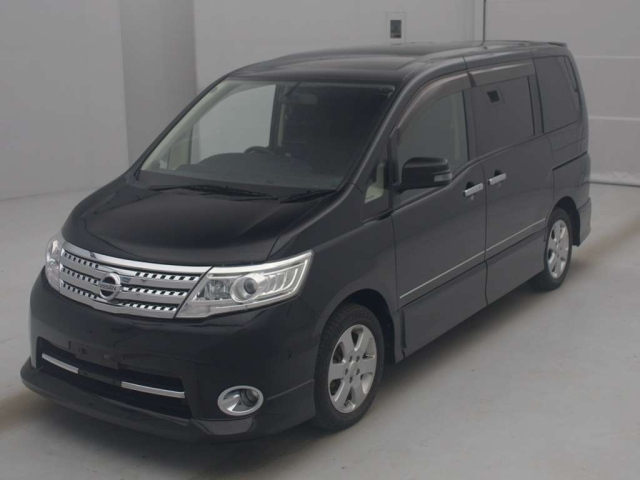 NISSAN SERENA 2010