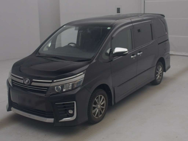 TOYOTA VOXY 2016