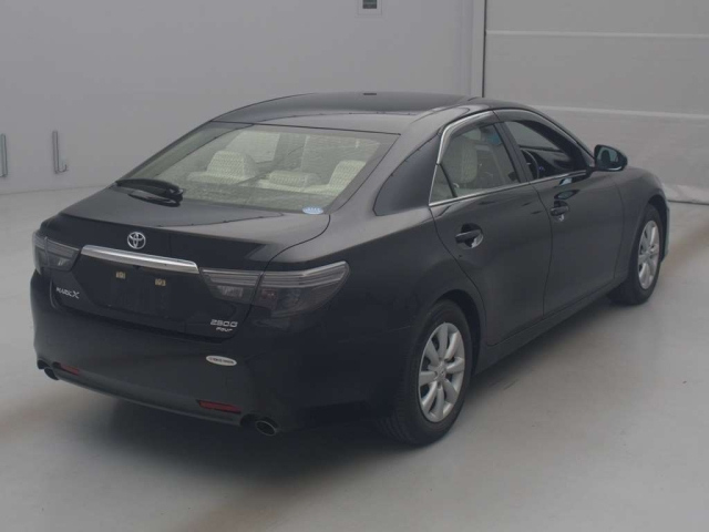 TOYOTA MARK X 2018