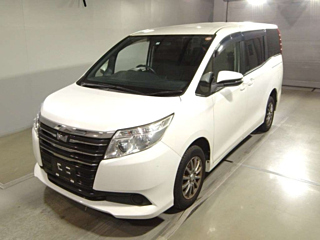 TOYOTA NOAH 2014