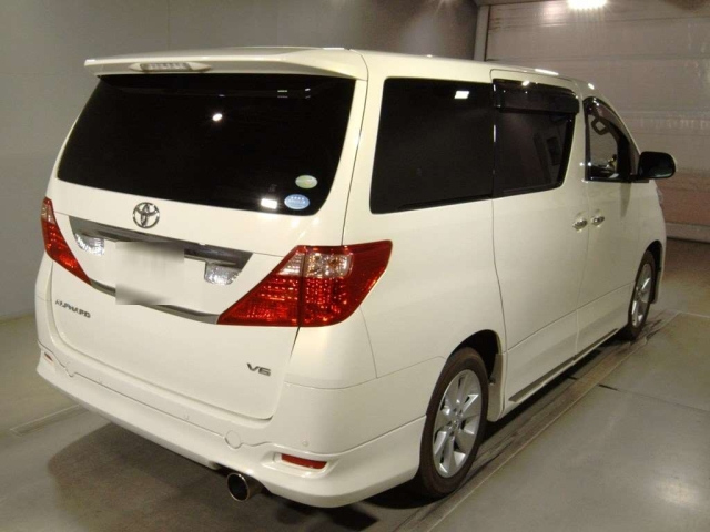 TOYOTA ALPHARD 2009