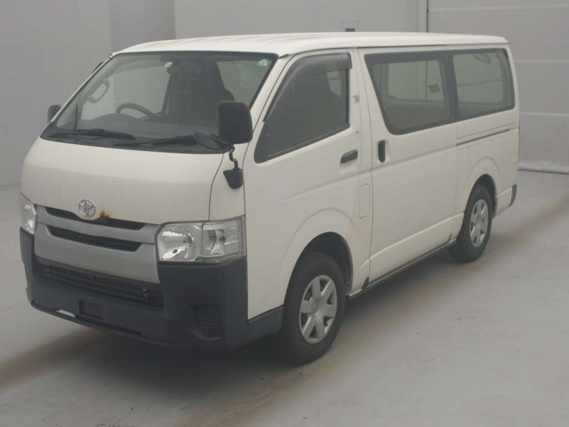 TOYOTA REGIUS ACE VAN 2017