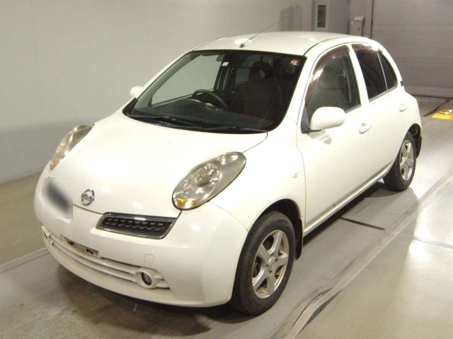 NISSAN MARCH 2010