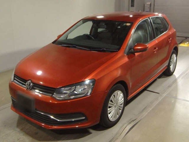 VOLKSWAGEN POLO 2015