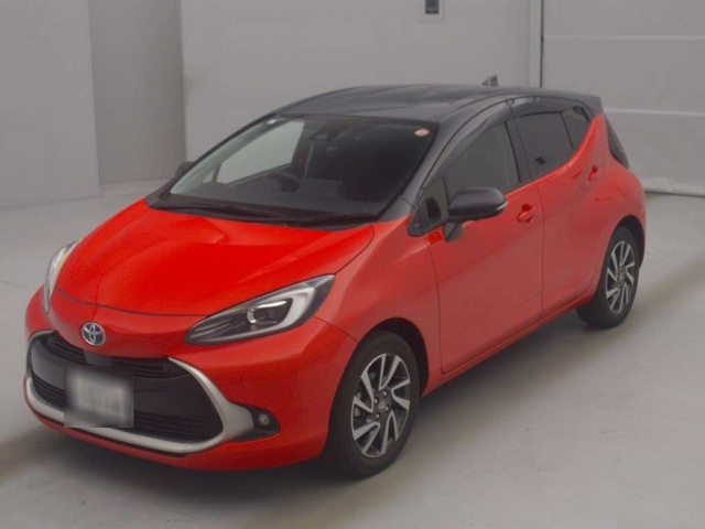TOYOTA AQUA 2023