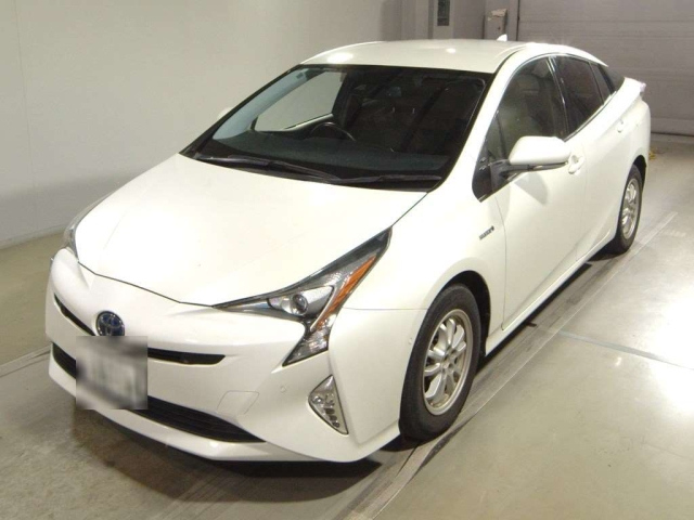 TOYOTA PRIUS 2018