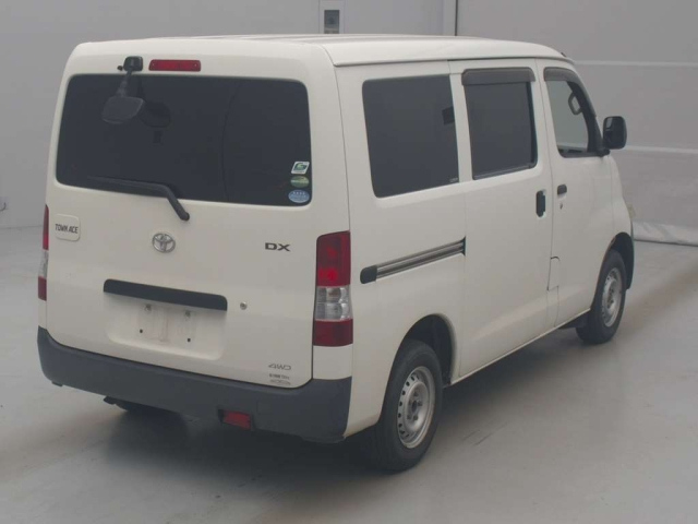 TOYOTA TOWN ACE VAN 2017