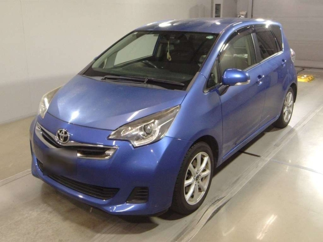 TOYOTA RACTIS 2016