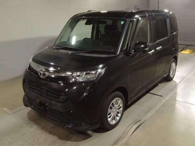 TOYOTA TANK 2017