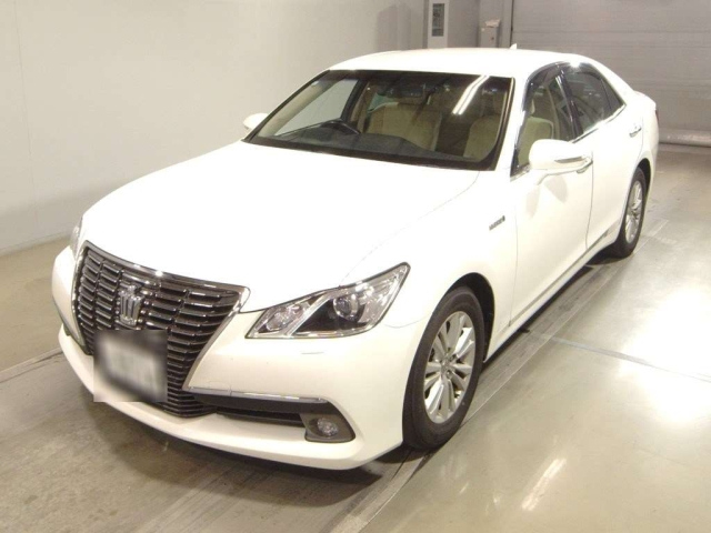 TOYOTA CROWN 2013