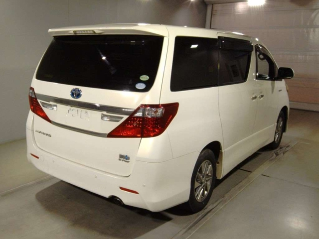 TOYOTA ALPHARD 2012