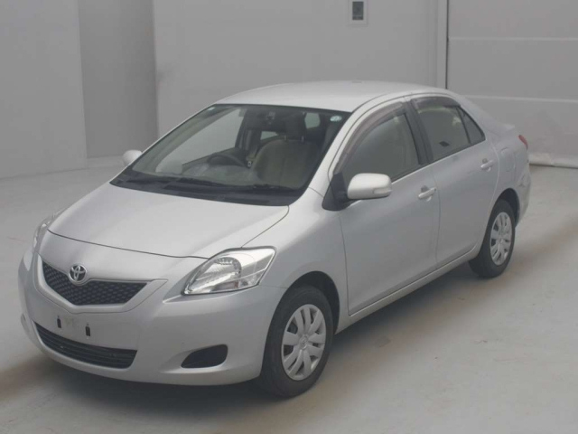 TOYOTA BELTA 2011