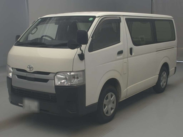 TOYOTA REGIUS ACE VAN 2018