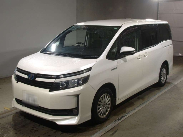 TOYOTA VOXY 2015
