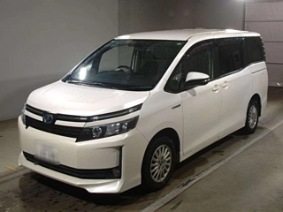 TOYOTA VOXY 2015