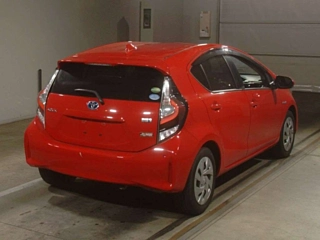 TOYOTA AQUA 2020