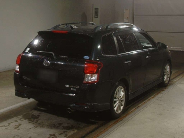 TOYOTA COROLLA FIELDER 2013