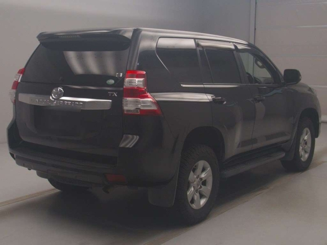 TOYOTA LAND CRUISER PRADO 2016