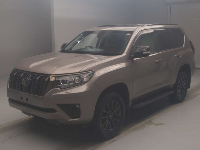 TOYOTA LAND CRUISER PRADO 2021
