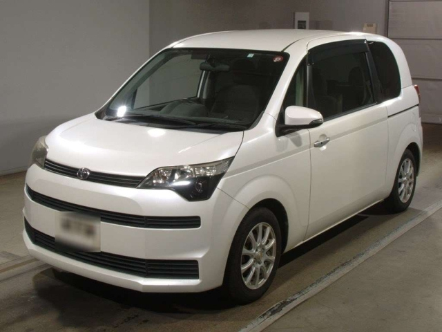 TOYOTA SPADE 2014
