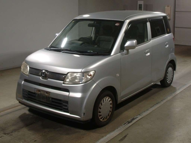 HONDA ZEST 2010