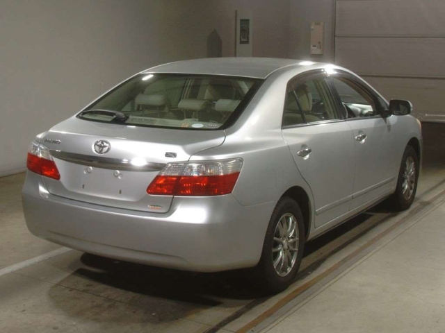 TOYOTA PREMIO 2008