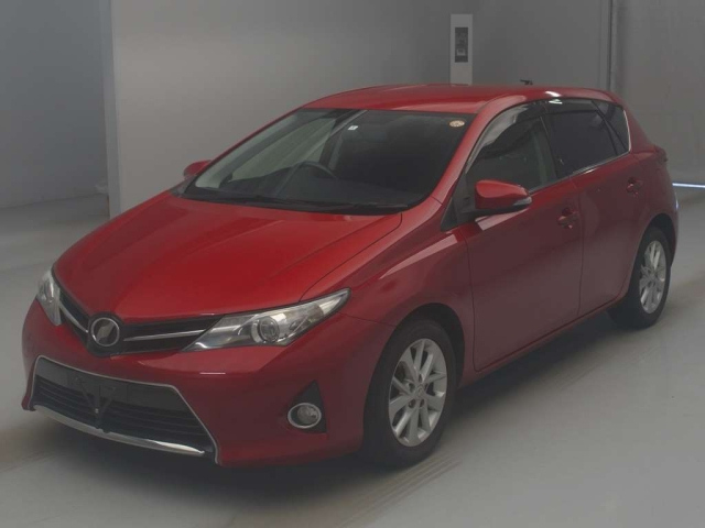 TOYOTA AURIS 2014