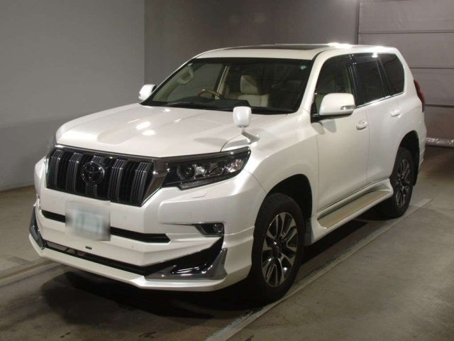 TOYOTA LAND CRUISER PRADO 2021