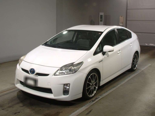 TOYOTA PRIUS 2012