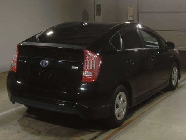 TOYOTA PRIUS 2012