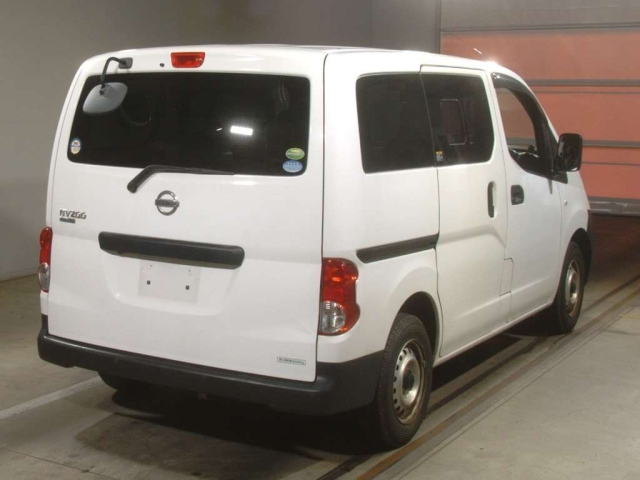 NISSAN NV200 2016